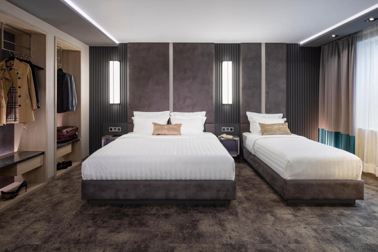 -- Este Park Hotel -- Part Of Urban Chic Luxury Design Hotels - Parking & Compliments - Next To Shopping & Dining Mall بلوفديف المظهر الخارجي الصورة