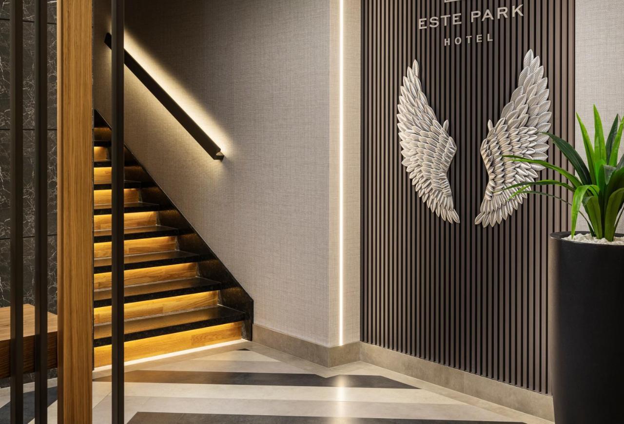 -- Este Park Hotel -- Part Of Urban Chic Luxury Design Hotels - Parking & Compliments - Next To Shopping & Dining Mall بلوفديف المظهر الخارجي الصورة